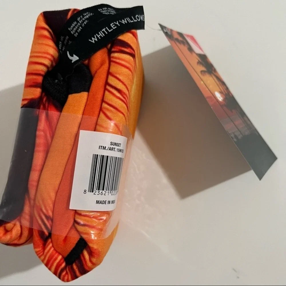 Whitley Willows Sunset Print Packable Microfiber Travel Yoga Beach Towel New